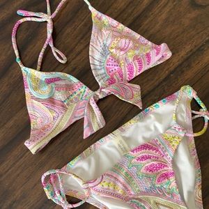 Like New Victoria’s Secret Bikinis size XS